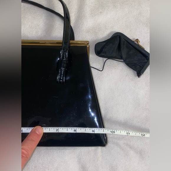 Elegant Black Handbag. Lacquered. Vintage - Picture 4 of 5